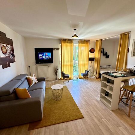 Résidence du Clos de l'Arche Torcy - Appartement de 34 m2, avec coin nuit, coin salon, coin cuisine, et parking privé souterrain - Idéal longs séjours Exterior foto